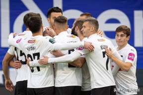 九游体育娱乐-关于转会期拉齐奥备战德甲转折点迈阿密热火状态回暖，赛前广州队调整名单以备亚冠看傻球迷的信息