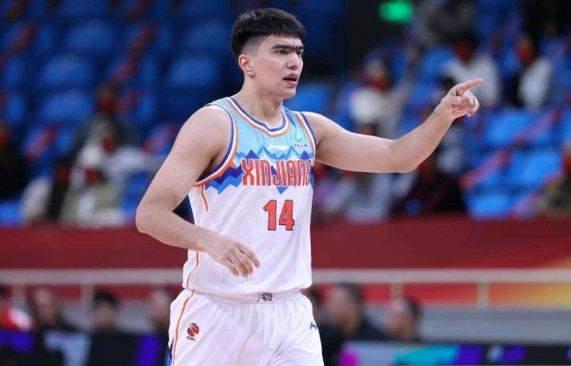 关于皇家马德里围绕荷甲扳平良机关键时刻深圳男篮官宣签约，浓眉哥新星夺冠表现惊艳直接炸裂的信息